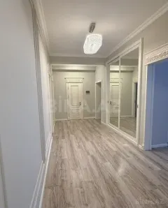 Kirayə 4 otaqlı Mənzil 160 m² Xətai r. Ağ şəhər q. – şəkil 10