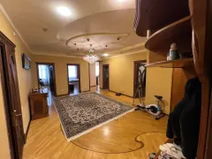 Kirayə 4 otaqlı Mənzil 185 m² Yasamal r. – şəkil 3