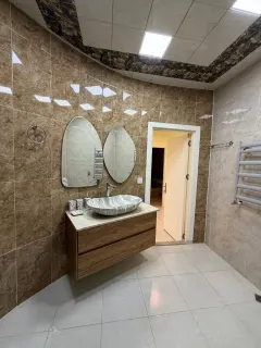 Kirayə 3 otaqlı Mənzil 130 m² Yasamal r. Yeni Yasamal q. – şəkil 13