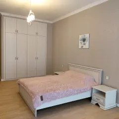 Kirayə 2 otaqlı Mənzil 90 m² Səbail r. İçərişəhər m. – şəkil 4