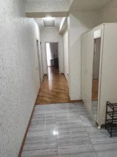 Kirayə 3 otaqlı Mənzil 100 m² Nəsimi r. – şəkil 4