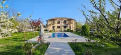 Satılır 12 otaqlı Həyət evi / Bağ evi 280 m² Qəbələ – şəkil 1