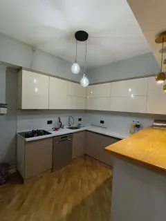 Kirayə 3 otaqlı Mənzil 95 m² Nizami r. Neftçilər m. – şəkil 2