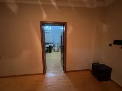 Kirayə 3 otaqlı Mənzil 130 m² Yasamal r. – şəkil 12