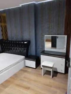 Kirayə 3 otaqlı Mənzil 150 m² Yasamal r. – şəkil 4