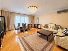 Kirayə 3 otaqlı Mənzil 150 m² Nəsimi r. 28 May m. – şəkil 1