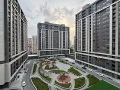 Kirayə 4 otaqlı Mənzil 200 m² Xətai r. – şəkil 1