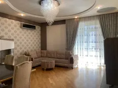 Kirayə 4 otaqlı Mənzil 165 m² Nərimanov r. Nərimanov m. – şəkil 1