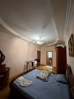 Kirayə 3 otaqlı Mənzil 140 m² Nəsimi r. – şəkil 9