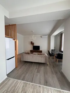 Kirayə 3 otaqlı Mənzil 100 m² Nərimanov r. Gənclik m. – şəkil 16