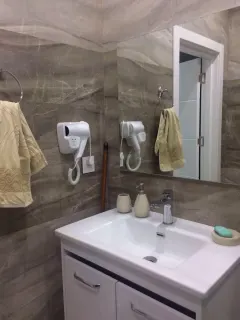 Kirayə 2 otaqlı Mənzil 70 m² Nəsimi r. – şəkil 12