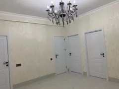 Kirayə 3 otaqlı Mənzil 135 m² Xətai r. – şəkil 1