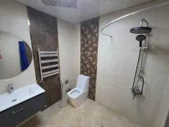 Kirayə 3 otaqlı Mənzil 130 m² Nərimanov r. – şəkil 9