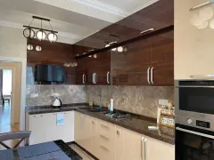 Kirayə 3 otaqlı Mənzil 100 m² Yasamal r. – şəkil 9