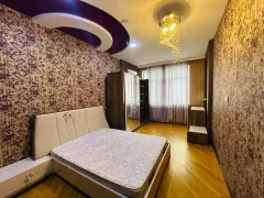 Kirayə 4 otaqlı Mənzil 166 m² Nərimanov r. – şəkil 5