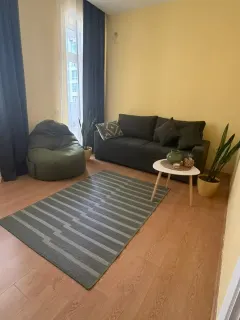 Kirayə 3 otaqlı Mənzil 130 m² Nəsimi r. – şəkil 1