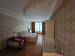 For rent 5-room Apartment 260 m² Nəsimi dist. 28 May metro – şəkil 4