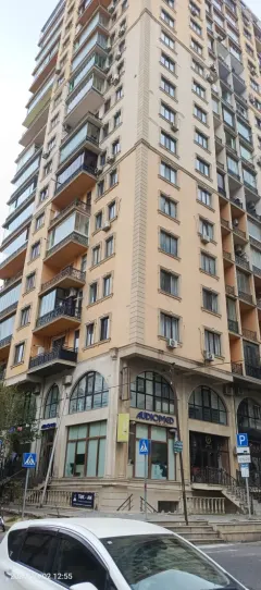 Satılır 4 otaqlı Mənzil 158 m² Nəsimi r. – şəkil 5