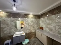 Kirayə 4 otaqlı Mənzil 240 m² Nəsimi r. – şəkil 14