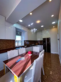 Kirayə 4 otaqlı Mənzil 350 m² Nərimanov r. – şəkil 6