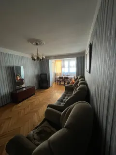 Kirayə 3 otaqlı Mənzil 105 m² Yasamal r. – şəkil 1