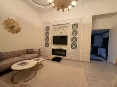 Kirayə 2 otaqlı Mənzil 70 m² Səbail r. Sahil m. – şəkil 3