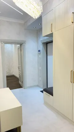 Kirayə 2 otaqlı Mənzil 80 m² Xətai r. Ağ şəhər q. – şəkil 10