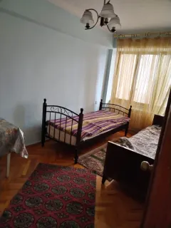 Kirayə 3 otaqlı Mənzil 90 m² Nərimanov r. – şəkil 1