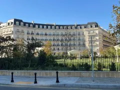 Kirayə 3 otaqlı Mənzil 120 m² Xətai r. – şəkil 1