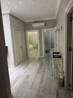Kirayə 3 otaqlı Mənzil 125 m² Yasamal r. İnşaatçılar m. – şəkil 14