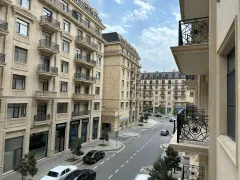 Kirayə 2 otaqlı Mənzil 95 m² Xətai r. Ağ şəhər q. – şəkil 1