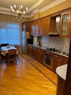 Kirayə 3 otaqlı Mənzil 140 m² Yasamal r. Gənclik m. – şəkil 7