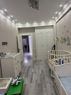 Kirayə 3 otaqlı Mənzil 125 m² Yasamal r. İnşaatçılar m. – şəkil 7