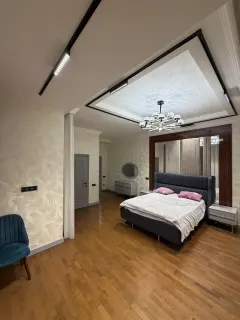 Satılır 3 otaqlı Mənzil 136 m² Nəsimi r. – şəkil 3