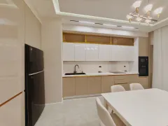 Kirayə 3 otaqlı Mənzil 140 m² Xətai r. – şəkil 17