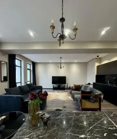 Kirayə 2 otaqlı Mənzil 100 m² Nəsimi r. – şəkil 3