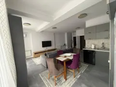 Kirayə 3 otaqlı Mənzil 100 m² Səbail r. – şəkil 3