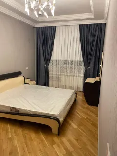 Kirayə 2 otaqlı Mənzil 91 m² Nərimanov r. – şəkil 19