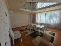 Kirayə 3 otaqlı Mənzil 280 m² Yasamal r. – şəkil 16