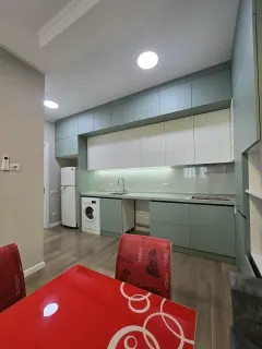 Kirayə 3 otaqlı Mənzil 78 m² Yasamal r. Elmlər Akademiyası m. – şəkil 1