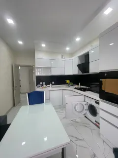 Kirayə 3 otaqlı Mənzil 110 m² Nəsimi r. – şəkil 8