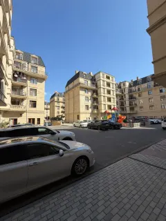 Kirayə 4 otaqlı Mənzil 150 m² Xətai r. – şəkil 5