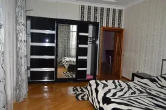 Kirayə 4 otaqlı Mənzil 150 m² Yasamal r. İnşaatçılar m. – şəkil 18