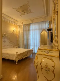 Satılır 4 otaqlı Mənzil 190 m² Nəsimi r. – şəkil 1