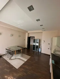 Kirayə 4 otaqlı Mənzil 200 m² Nəsimi r. – şəkil 9