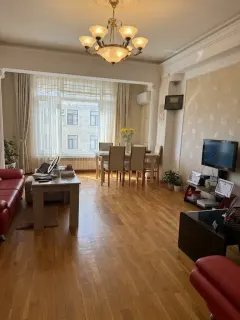 Kirayə 2 otaqlı Mənzil 67 m² Nərimanov r. Montin q. Nərimanov m. – şəkil 1
