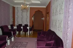 Kirayə 4 otaqlı Mənzil 150 m² Yasamal r. – şəkil 1