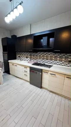 Kirayə 4 otaqlı Mənzil 180 m² Xətai r. – şəkil 11