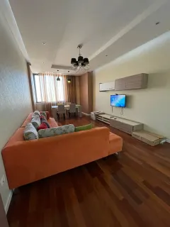 Kirayə 2 otaqlı Mənzil 70 m² Xətai r. – şəkil 1