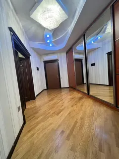 Kirayə 2 otaqlı Mənzil 110 m² Xətai r. Ağ şəhər q. – şəkil 10
